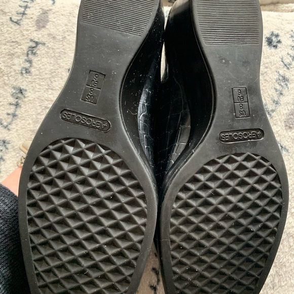 Woman’s black Aerosoles wedge shoe size 8 - Picture 6 of 10